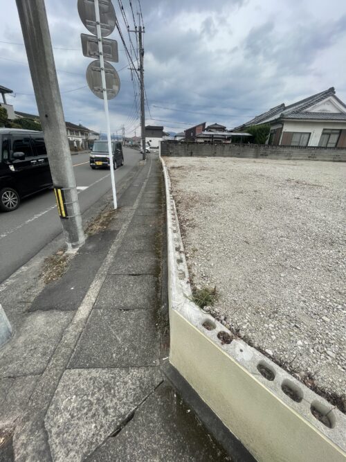 物件北側　境界線2(外観)