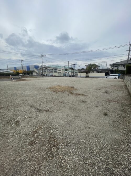 物件南東の角より　北側を撮影